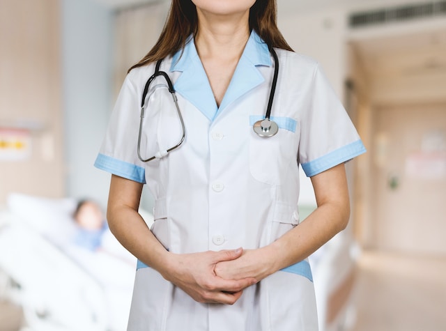 Treating Hemorrhoids? Avoid These 5 Common Mistakes — Especially #3!